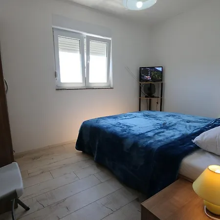 Apartment Saramandic *