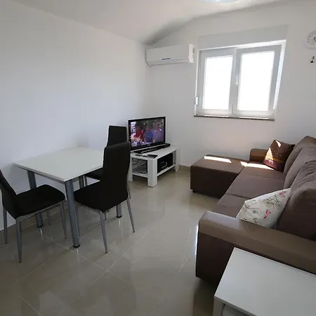 Saramandic Apartment Silo (Krk)